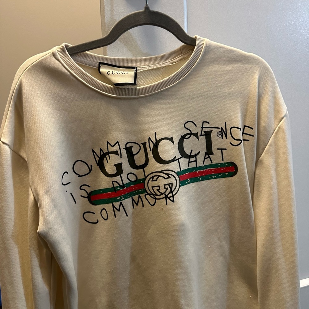 Sweatshirt - Women’s Small